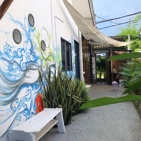 פנתאי צנאנג Rembulan Langkawi Guesthouse מראה חיצוני תמונה