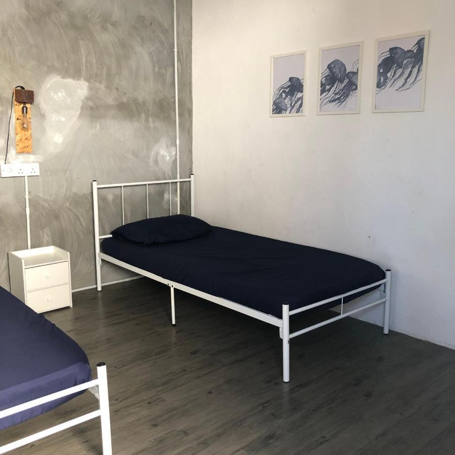 פנתאי צנאנג Rembulan Langkawi Guesthouse מראה חיצוני תמונה