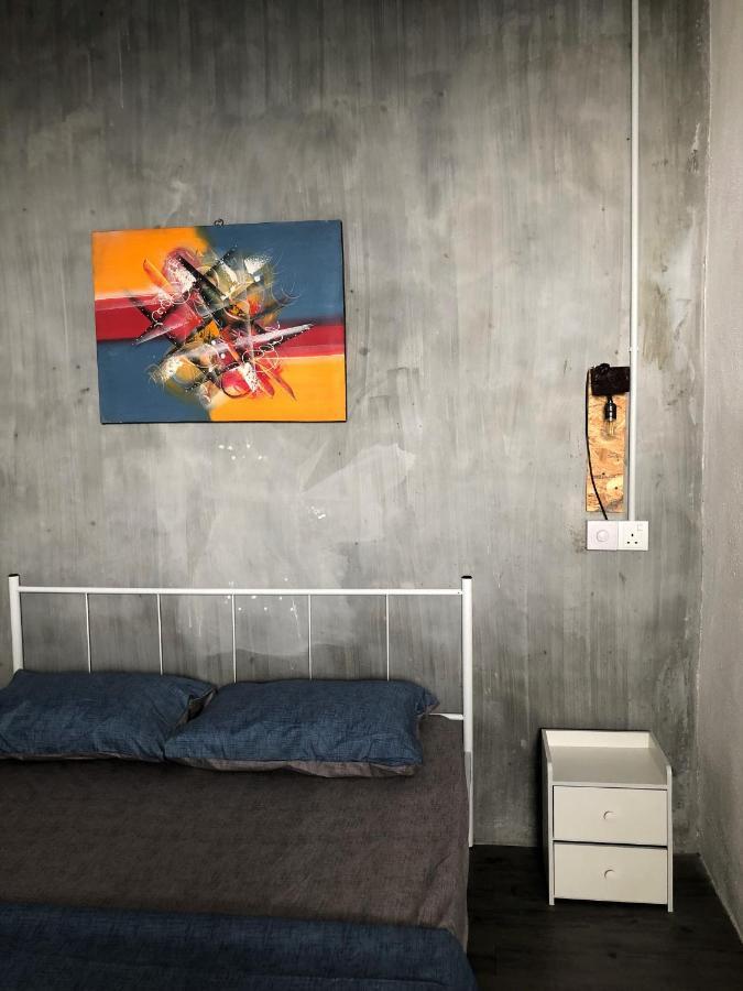 פנתאי צנאנג Rembulan Langkawi Guesthouse מראה חיצוני תמונה